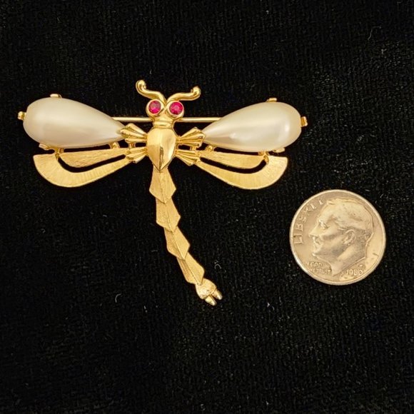 Vintage Trifari Dragonfly Brooch - Faux Pearl Wings - Picture 2 of 4